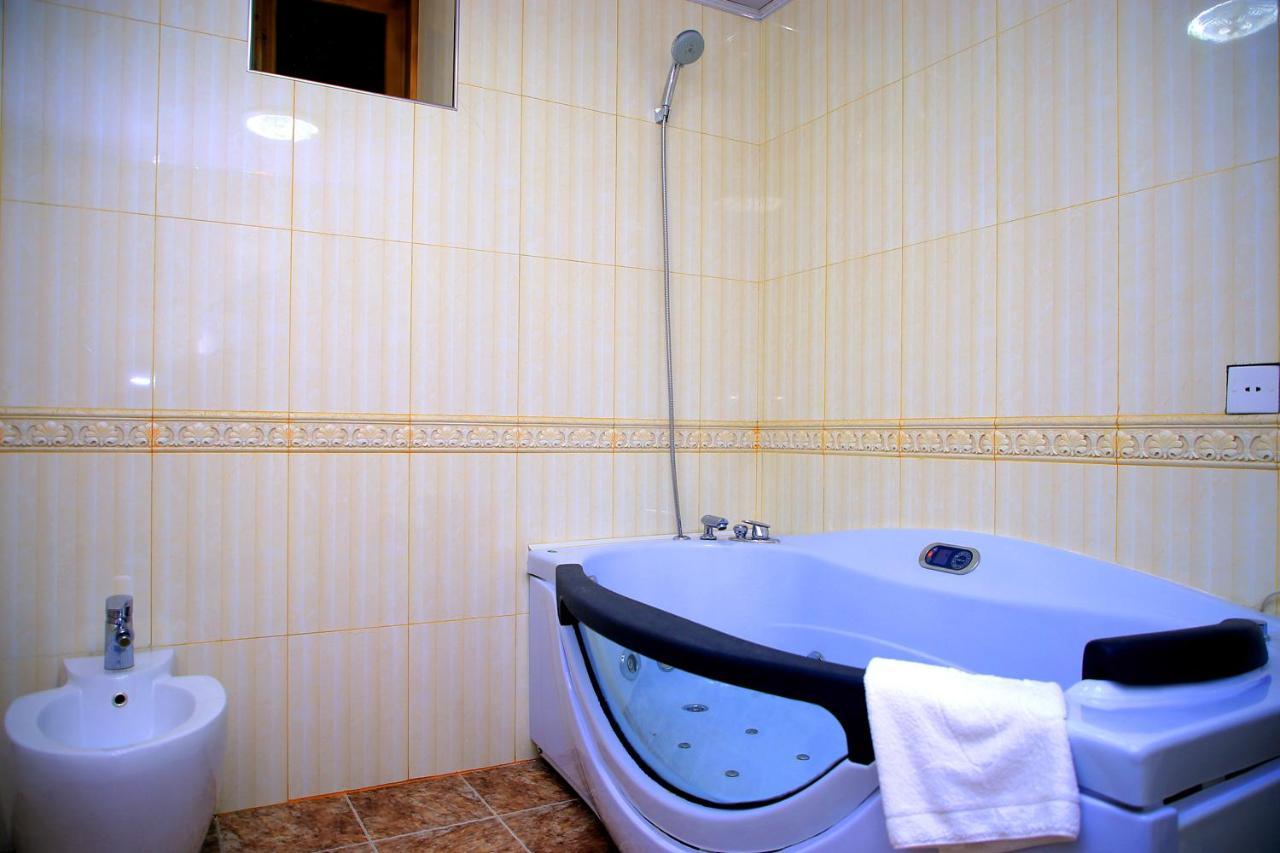 Luxe House Otel Semerkant Dış mekan fotoğraf